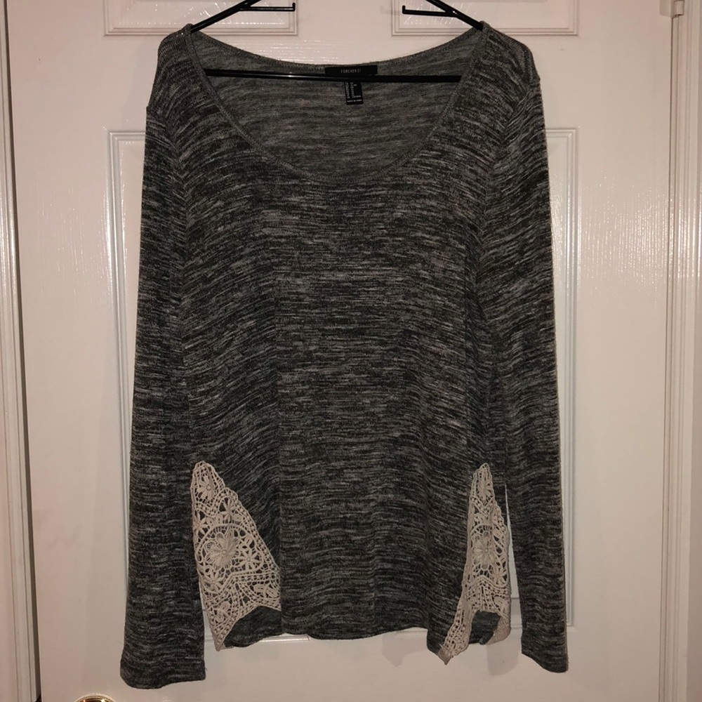 gray and dark green sweater